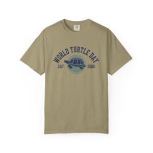 The Field Guide Retro Tee